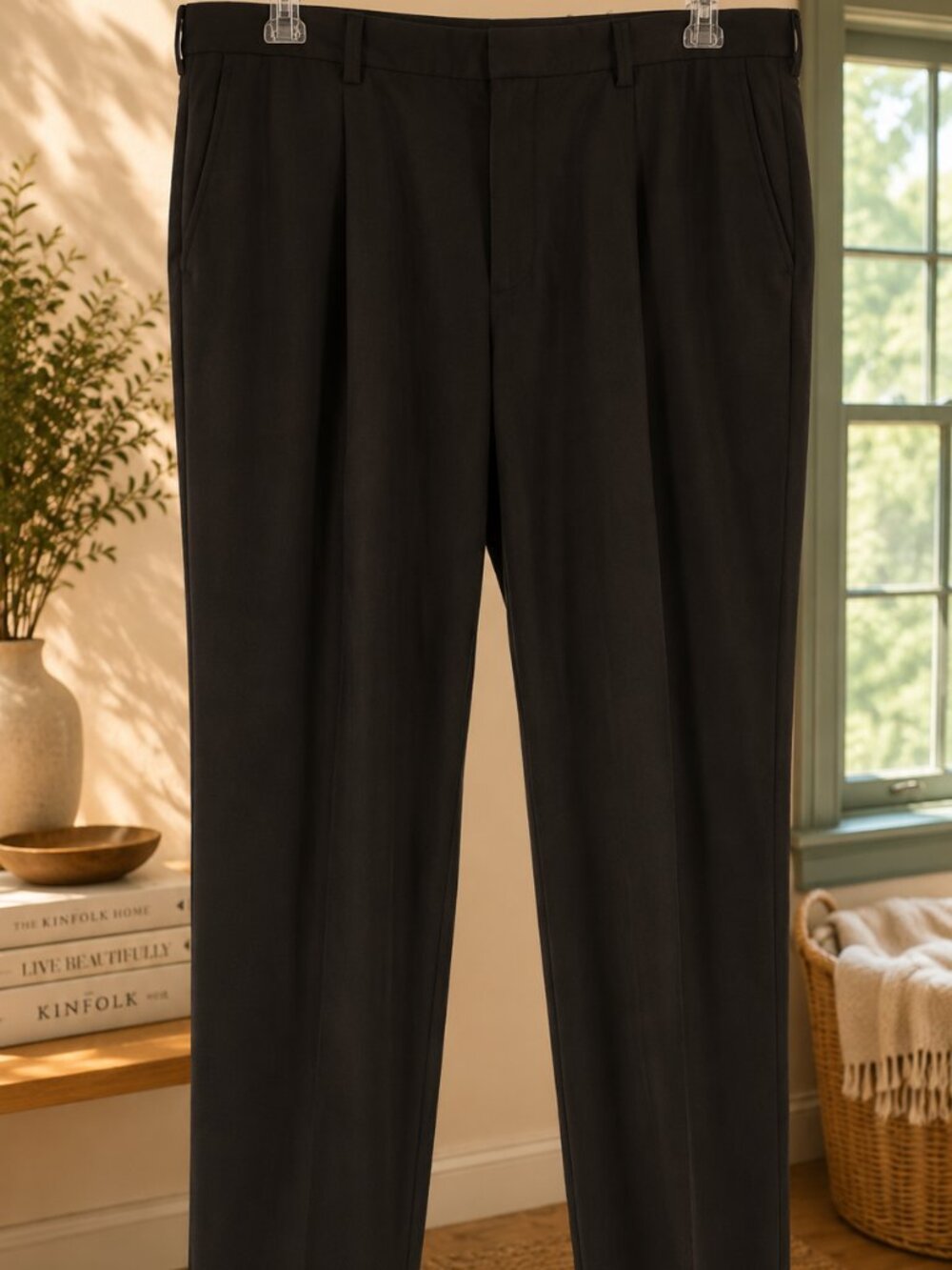 Van Heusen Traveler Big & Tall Dress Pants Men's 44x30 Black Wrinkle Resistant